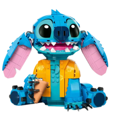 Carregar imagem no visualizador da galeria, Stitch - Blocos de Montar - 730 peças