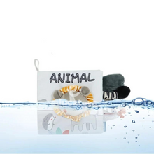 Carregar imagem no visualizador da galeria, Livrinho de Pano Animais Divertidos
