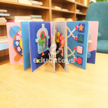 Carregar imagem no visualizador da galeria, Livro Sensorial Montessori em Feltro
