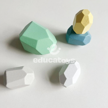 Carregar imagem no visualizador da galeria, Pedras de Madeira Montessori

